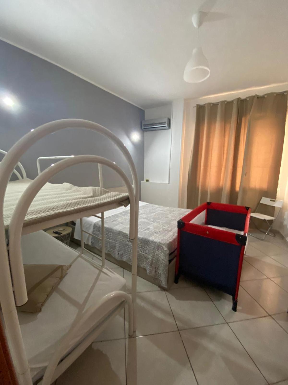 Bedroompompei With Free Parking Bagian luar foto
