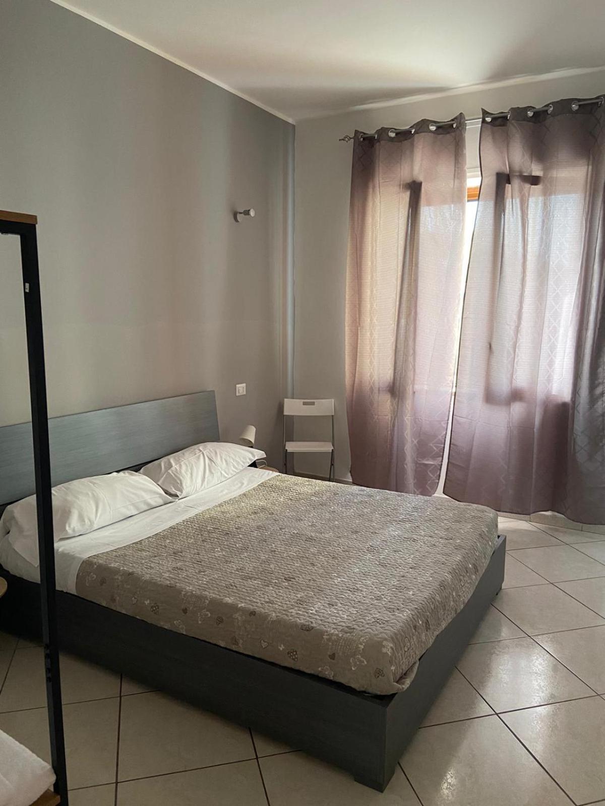 Bedroompompei With Free Parking Bagian luar foto