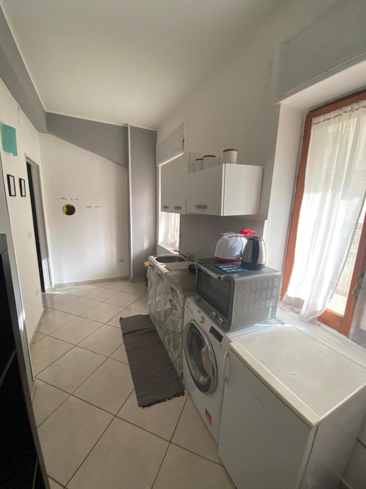 Bedroompompei With Free Parking Bagian luar foto