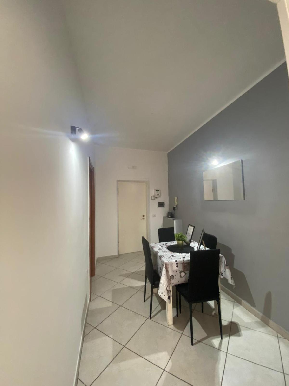 Bedroompompei With Free Parking Bagian luar foto
