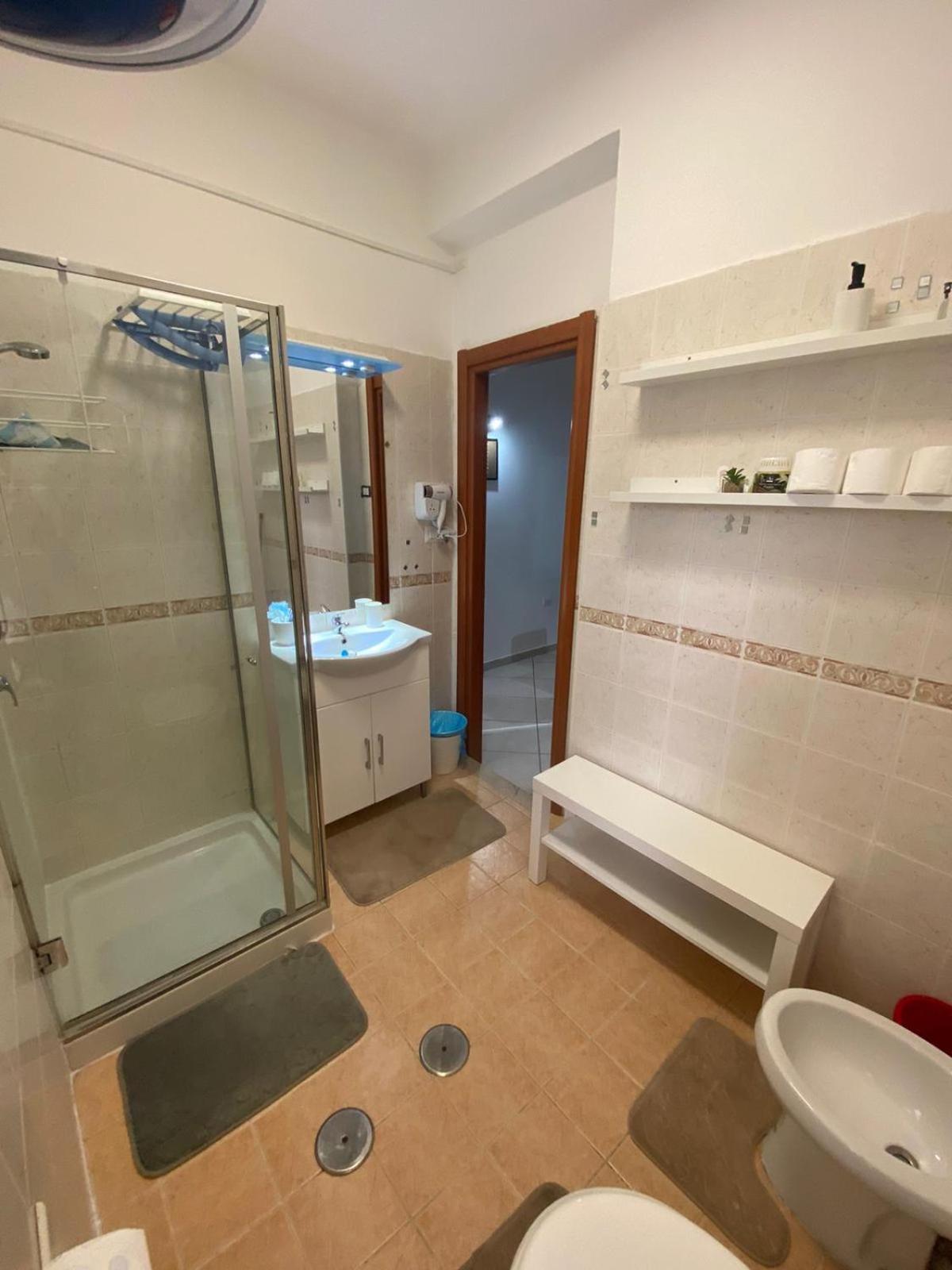 Bedroompompei With Free Parking Bagian luar foto